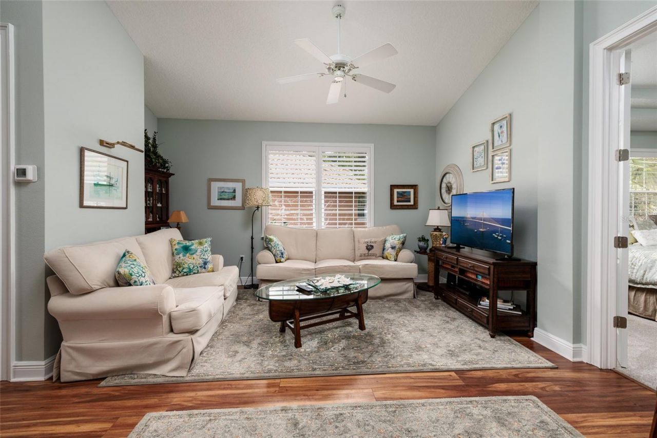190 Banyan Bay Drive, Saint Petersburg, FL 33705 Photo