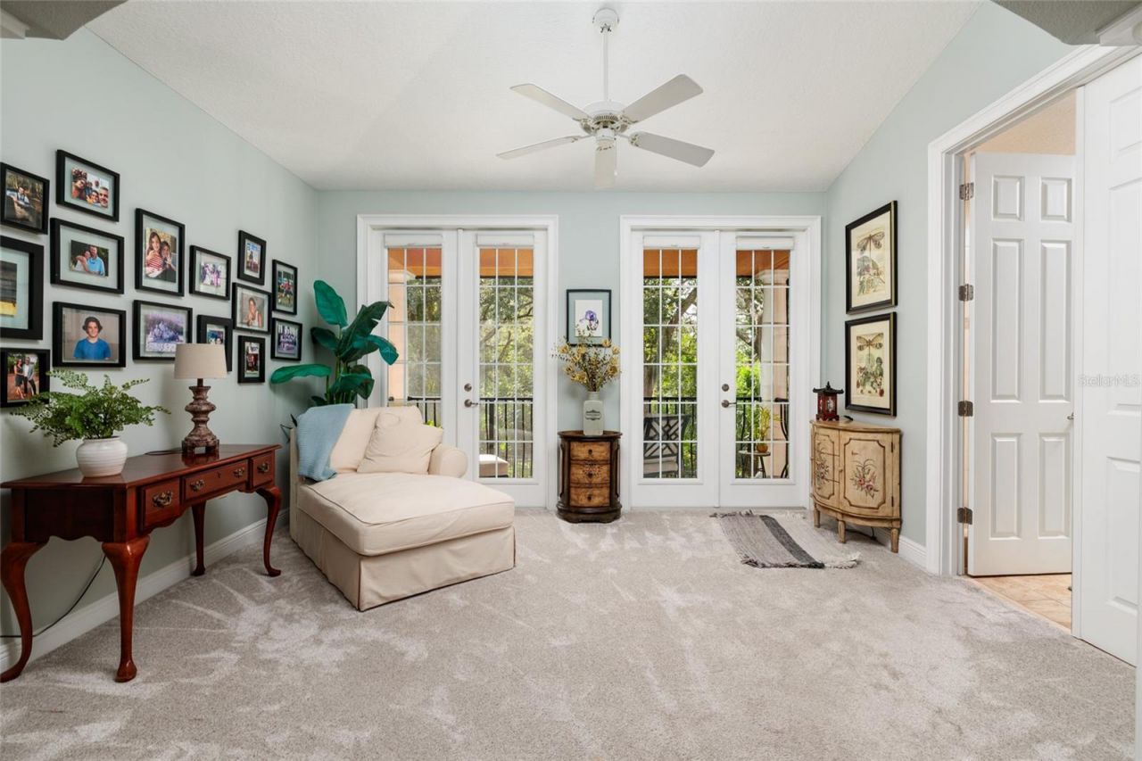 190 Banyan Bay Drive, Saint Petersburg, FL 33705 Photo