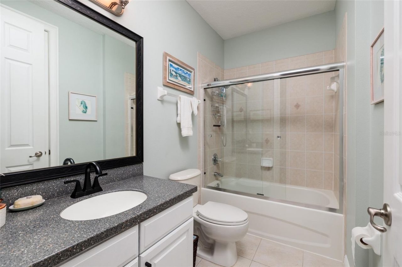 190 Banyan Bay Drive, Saint Petersburg, FL 33705 Photo