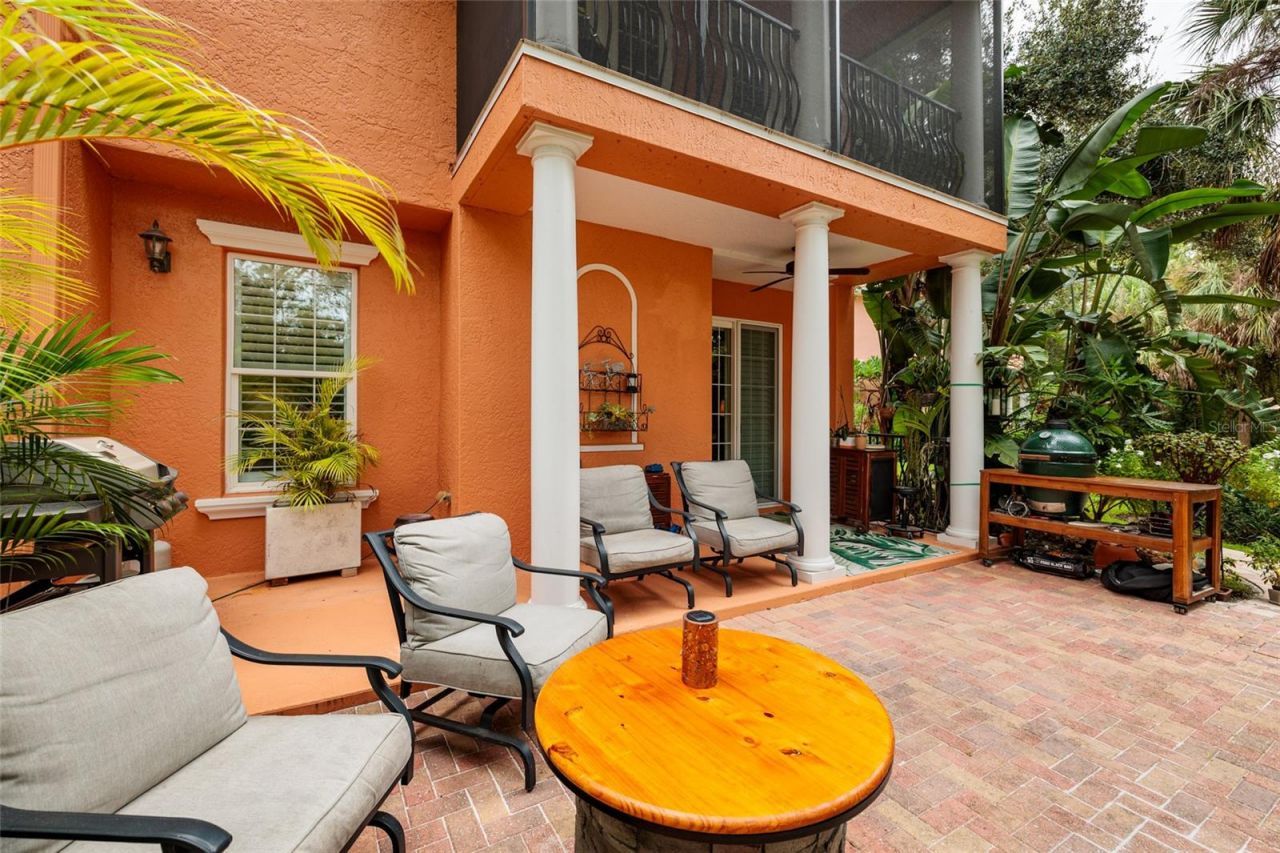 190 Banyan Bay Drive, Saint Petersburg, FL 33705 Photo