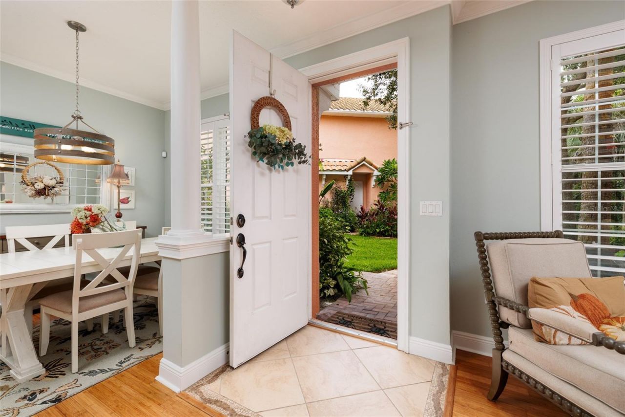 190 Banyan Bay Drive, Saint Petersburg, FL 33705 Photo