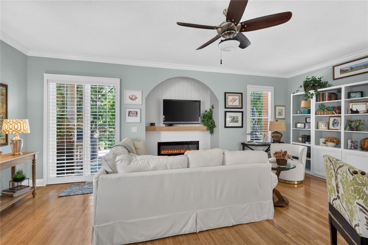 190 Banyan Bay Drive, Saint Petersburg, FL 33705 Photo
