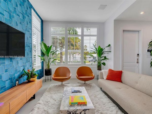 3406 Ponce De Leon Blvd , Coral Gables, FL 33134