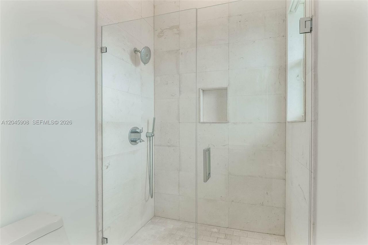 3406 Ponce De Leon Blvd, Coral Gables, FL 33134 Photo