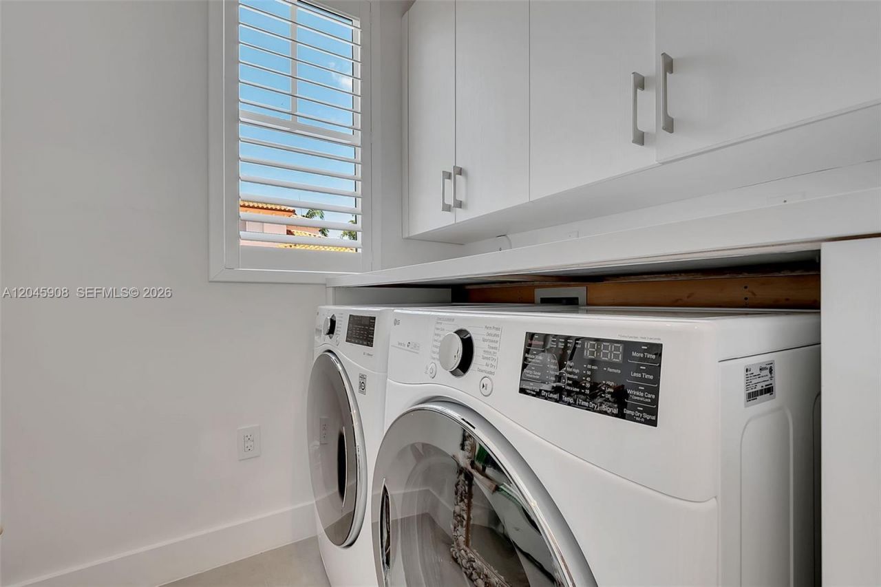 3406 Ponce De Leon Blvd, Coral Gables, FL 33134 Photo