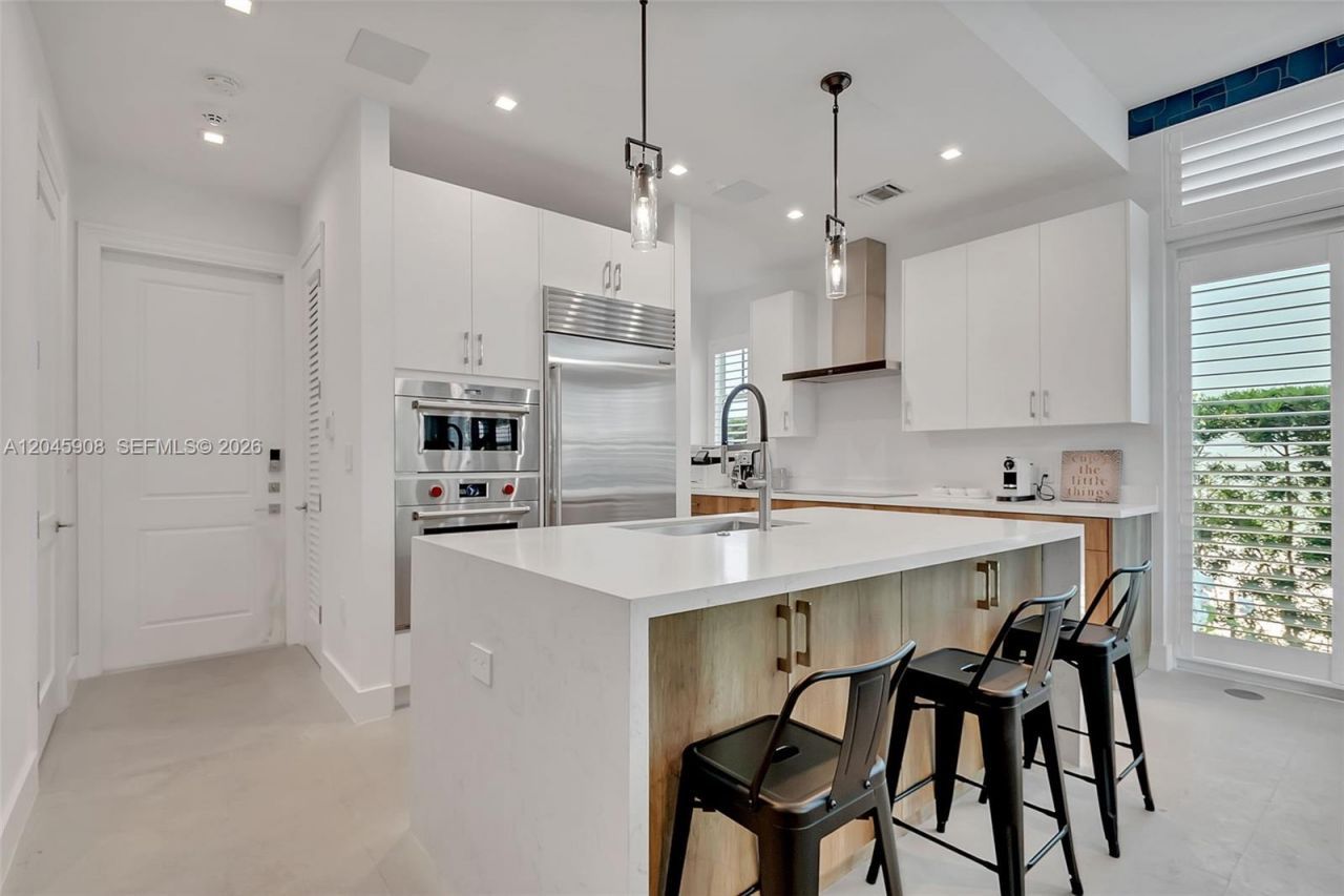 3406 Ponce De Leon Blvd , Coral Gables, FL 33134 Photo