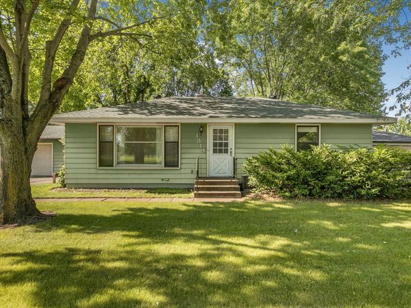 1314 E Minnesota Street , Saint Joseph, MN 56374