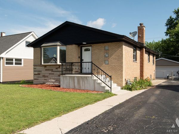 5854 W 81st Place , Burbank, IL 60459