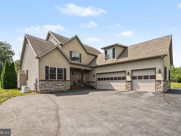 654 OLD QUAKER ROAD, LEWISBERRY, PA 17339