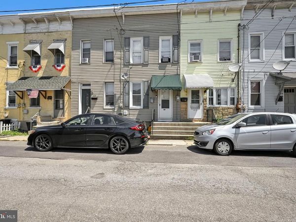 411 E MIFFLIN STREET , ORWIGSBURG, PA 17961