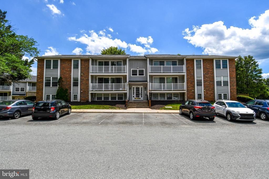 301 PALMSPRING DRIVE , GAITHERSBURG, MD 20878