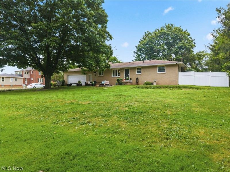 5147 Broadway Avenue NE, Louisville, OH 44641 Photo 7