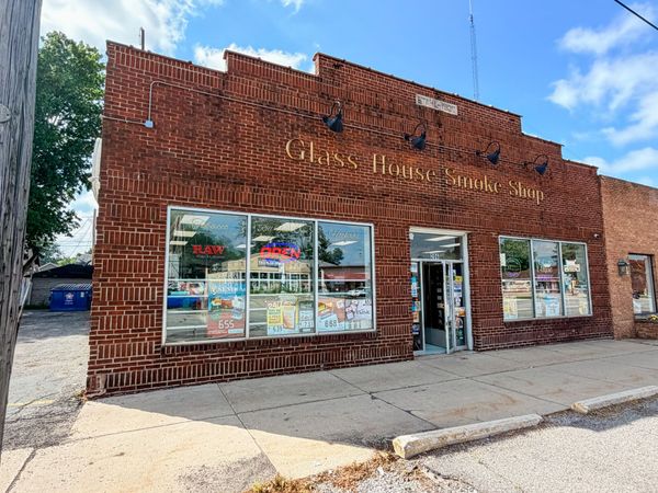 206 Lincolnway , La Porte, IN 46350