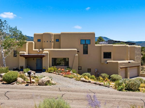 133 Juniper Hill Road NE, Albuquerque, NM 87122