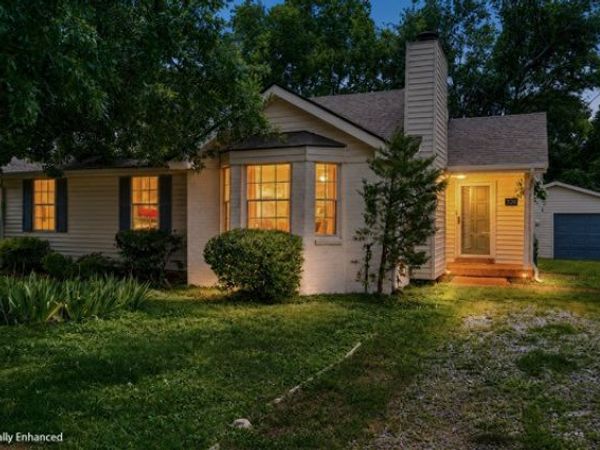 326 Raindrop Ln, Hendersonville, TN 37075