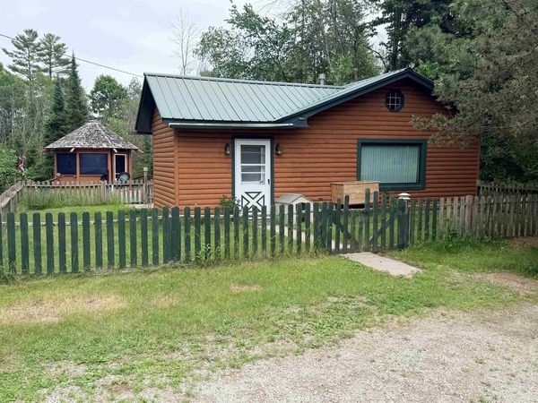 N4384 US HWY 41, Wallace, MI 49893