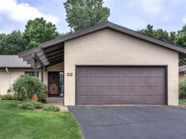 1312 Knollwood Trail, Altoona, WI 54720