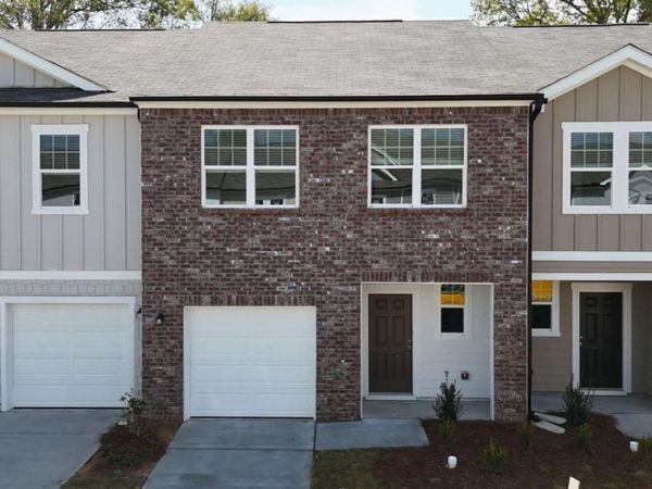 1104 Lucienne Boulevard, Auburn, GA 30011