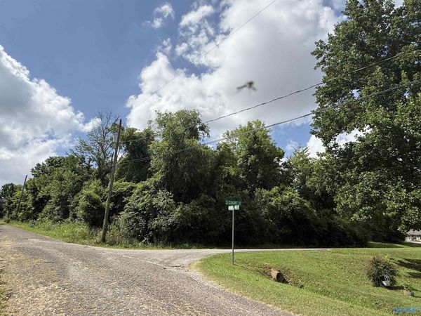 0.47 acres South Court, Gadsden, AL 36904