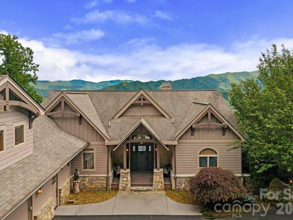 241 Glen Eagle Drive , Waynesville, NC 28786