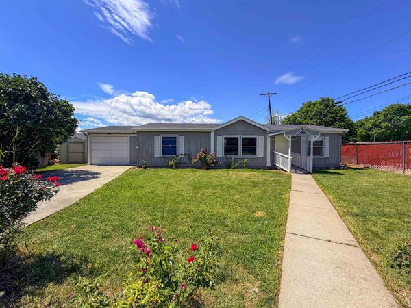 580 S Madison St, Colville, WA 99114
