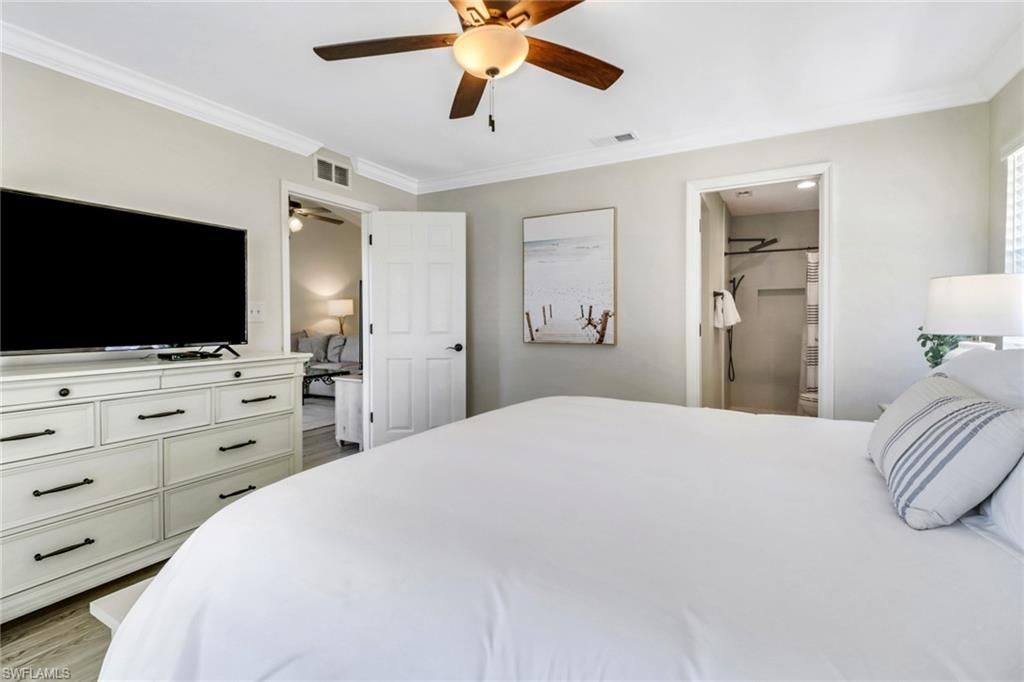 1358 Derbyshire Ct, Unit F201, Naples, FL 34116 Photo