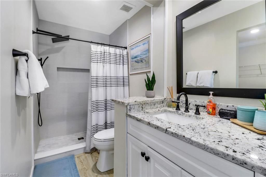 1358 Derbyshire Ct, Unit F201, Naples, FL 34116 Photo