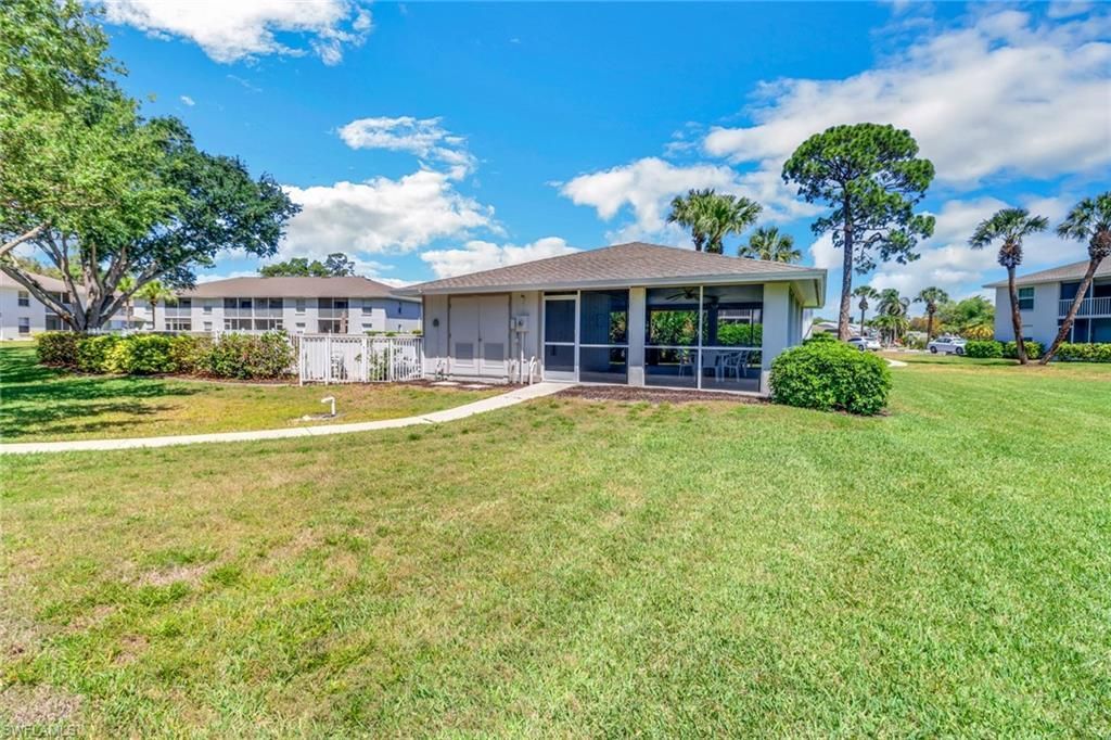 1358 Derbyshire Ct, Unit F201, Naples, FL 34116 Photo