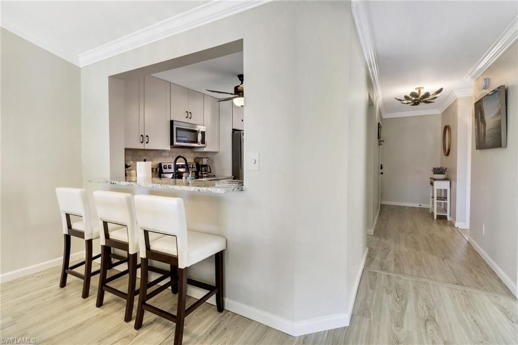 1358 Derbyshire Ct, Unit F201, Naples, FL 34116 Photo