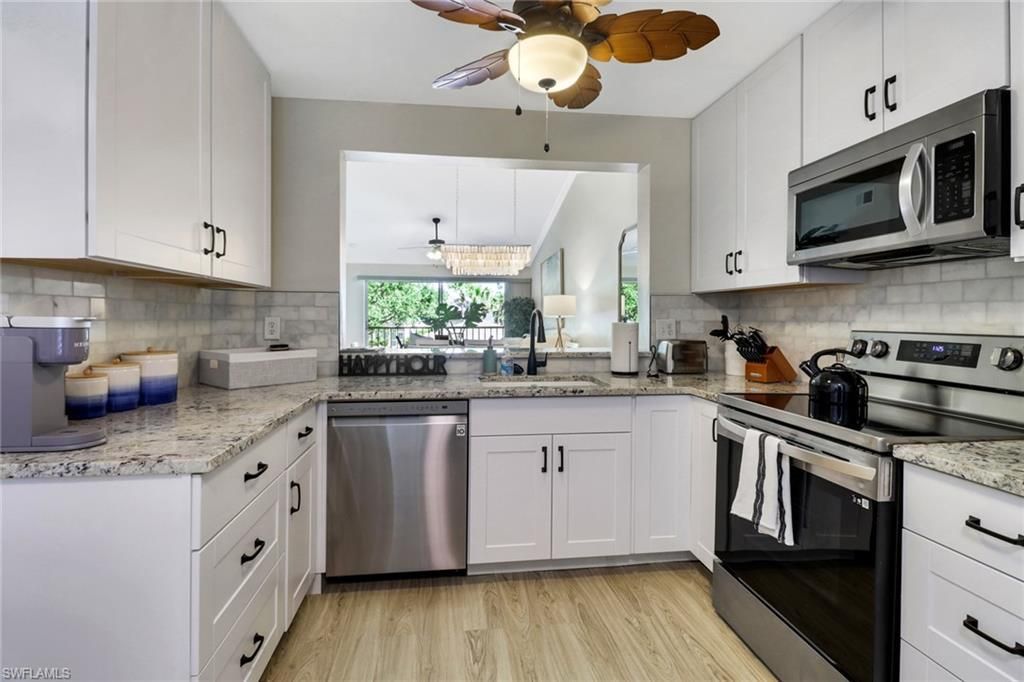 1358 Derbyshire Ct, Unit F201, Naples, FL 34116 Photo
