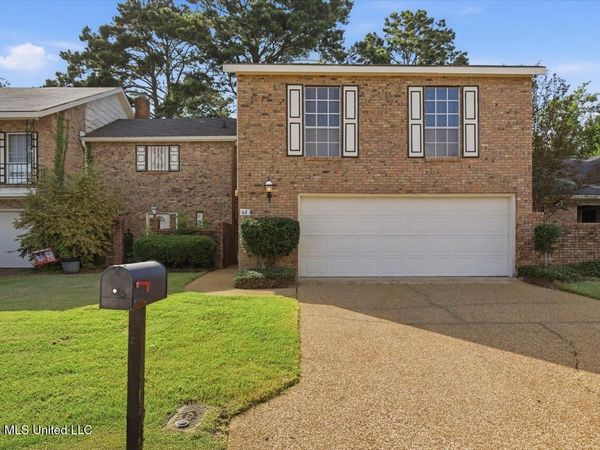 48 Roundtree Circle, Brandon, MS 39042