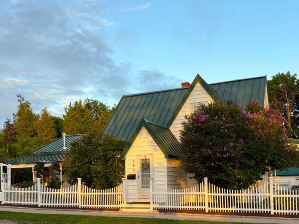 280 Church ST, St. Ignace, MI 49781