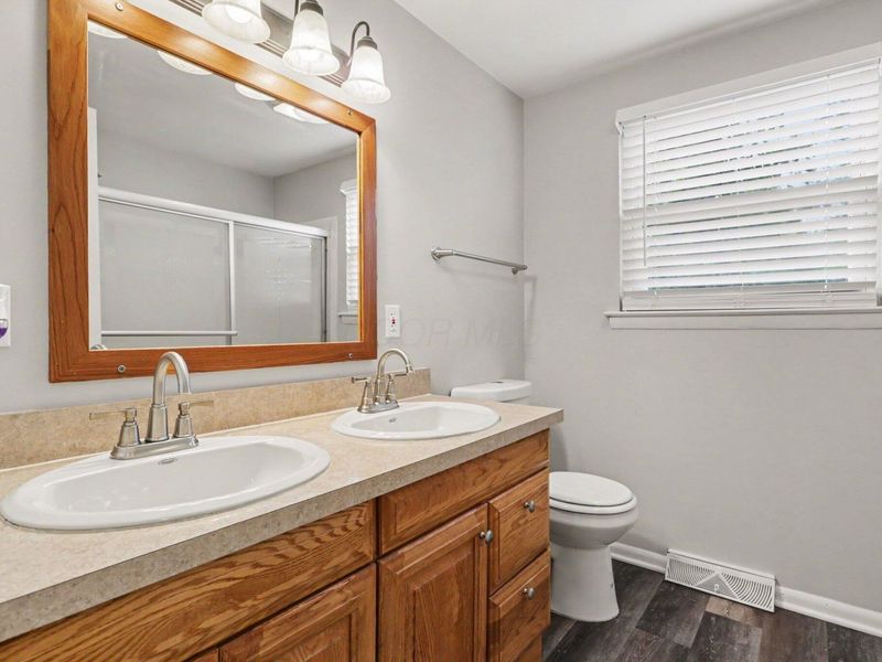 5266 Carbondale Drive, Columbus, OH 43232 Photo 14