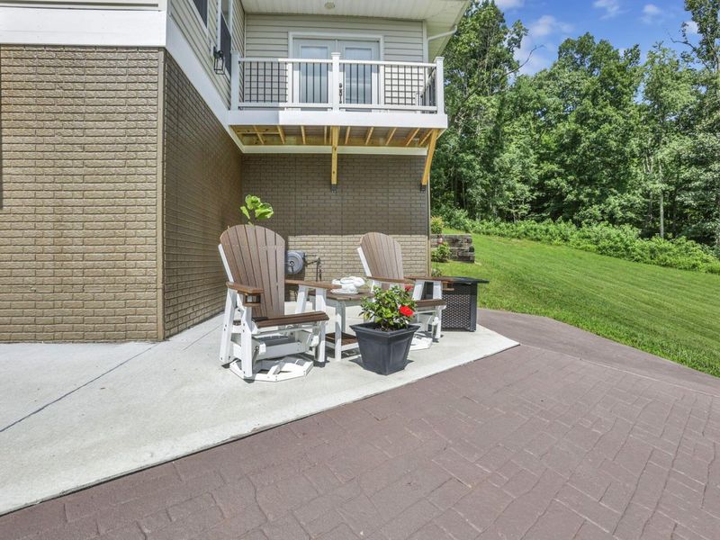 1071 Lake Katharine Road, Jackson, OH 45640 Photo 12