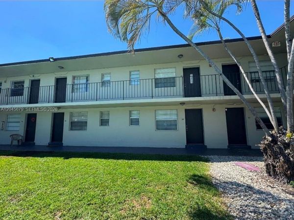 3901 SW 112th Ave , Unit 24, Miami, FL 33165