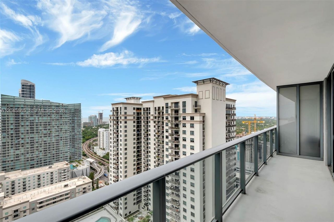 55 SW 9th St , Unit 3104, Miami, FL 33130 Photo