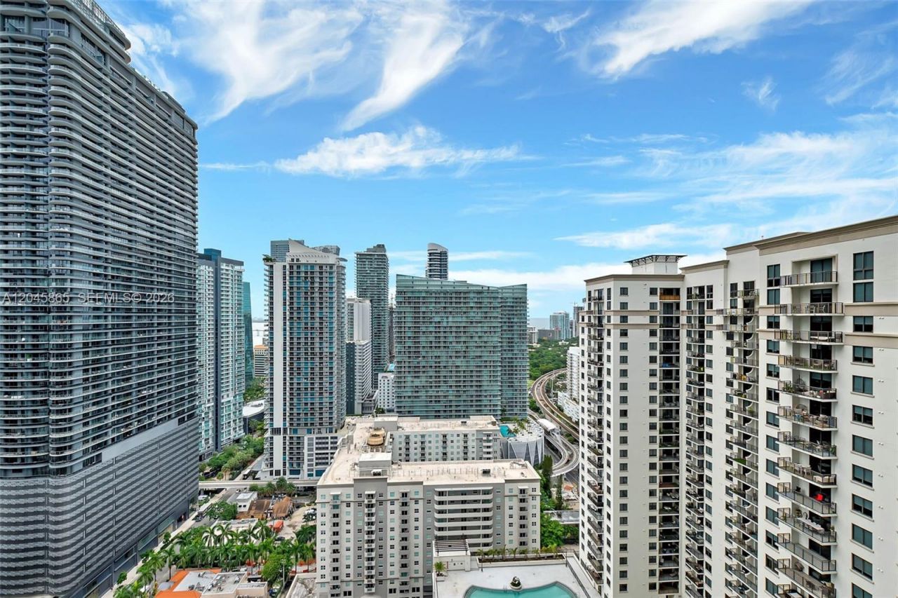 55 SW 9th St , Unit 3104, Miami, FL 33130 Photo