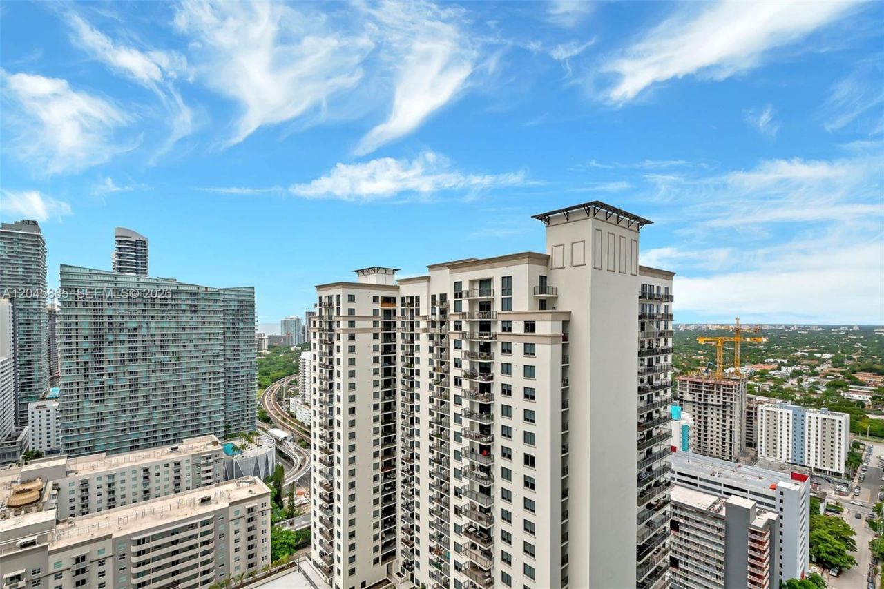 55 SW 9th St , Unit 3104, Miami, FL 33130 Photo