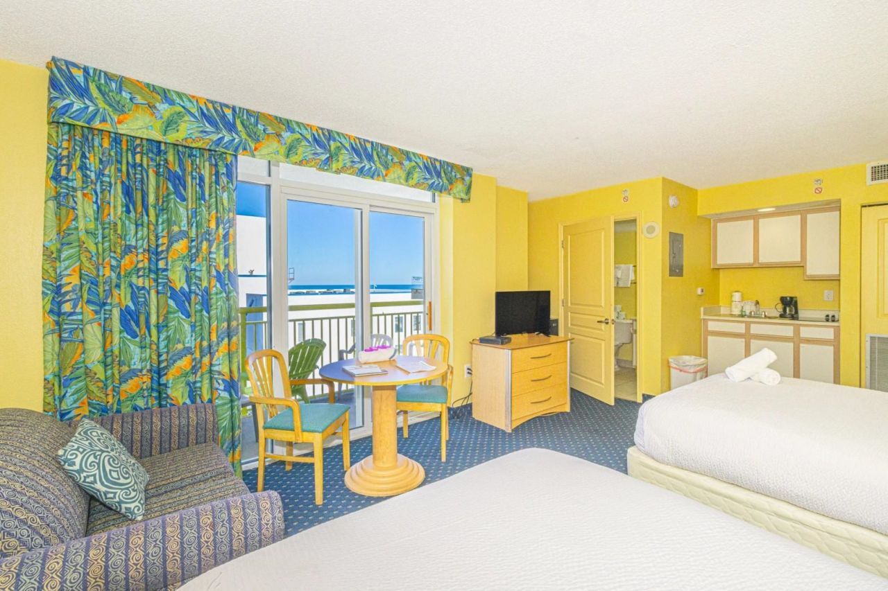 2701 S Ocean Blvd.  Photo 4