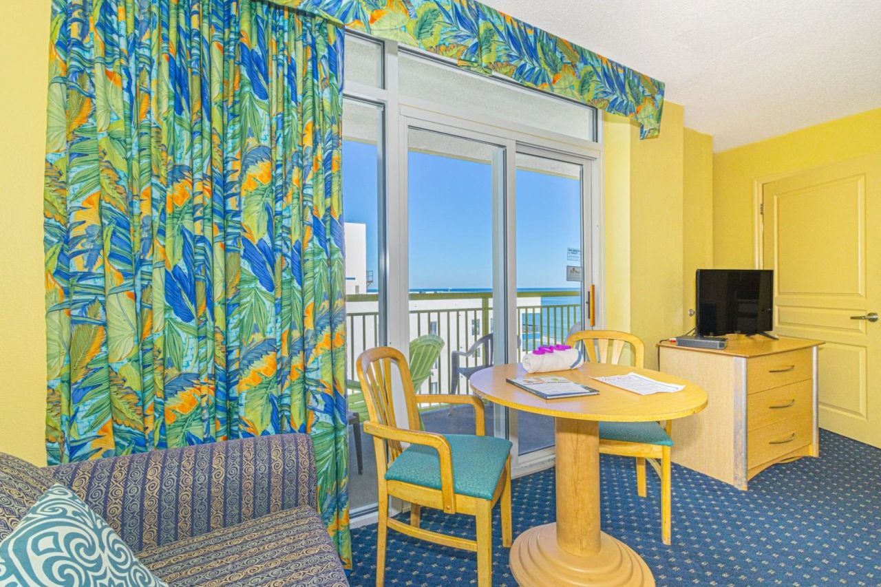 2701 S Ocean Blvd.  Photo 8