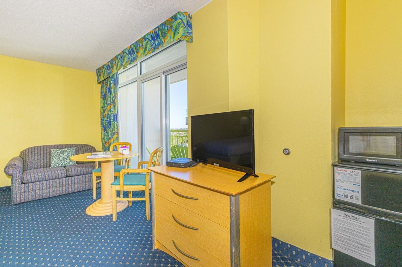 2701 S Ocean Blvd.  Photo 9
