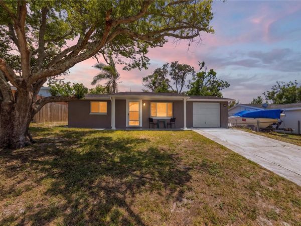 7804 NIAGARA DRIVE , PORT RICHEY, FL 34668