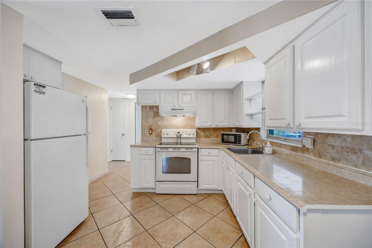 7804 Niagara Drive , Port Richey, FL 34668 Photo