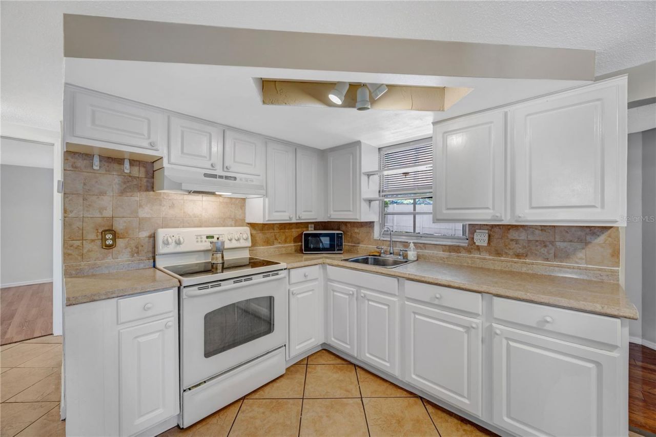 7804 Niagara Drive , Port Richey, FL 34668 Photo