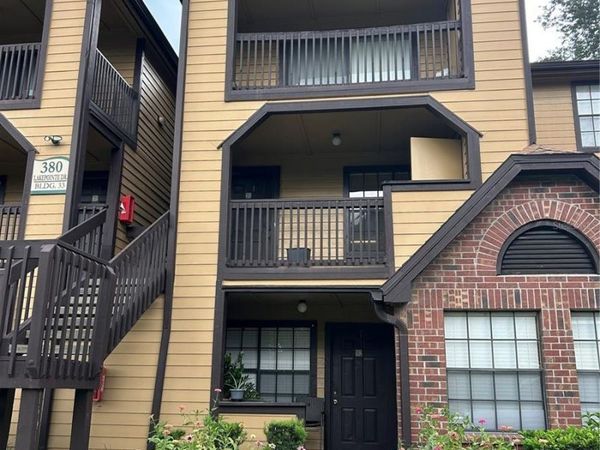380 LAKEPOINTE DRIVE, Unit 202, ALTAMONTE SPRINGS, FL 32701