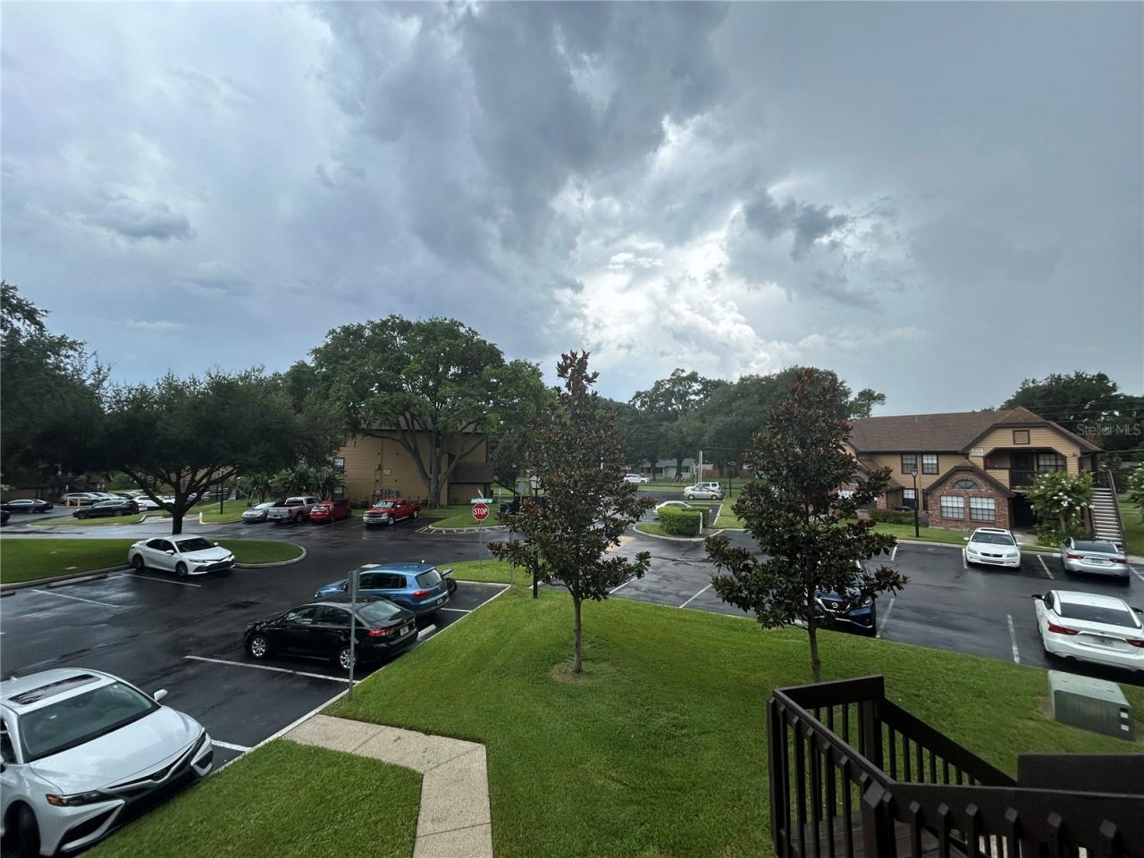 380 Lakepointe Drive, Unit 202, Altamonte Springs, FL 32701 Photo