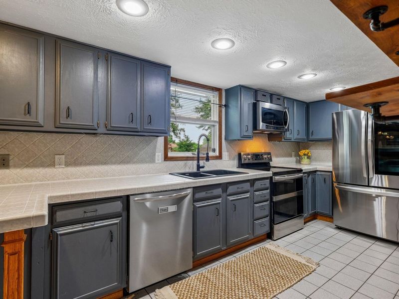 5407 Tamarack Trail, Greenville, OH 45331 Photo 20