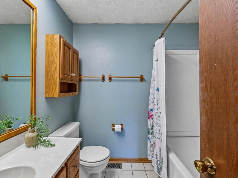 5407 Tamarack Trail, Greenville, OH 45331 Photo 32