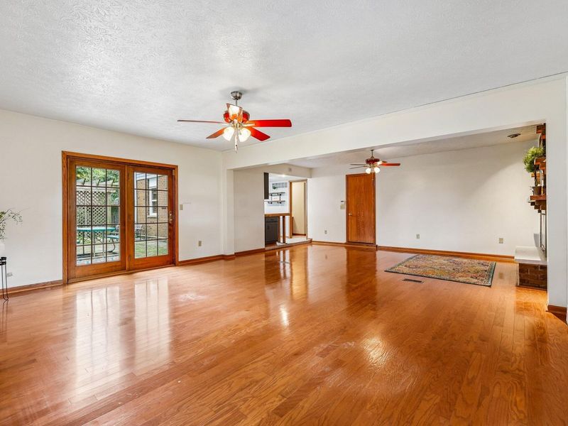 5407 Tamarack Trail, Greenville, OH 45331 Photo 8