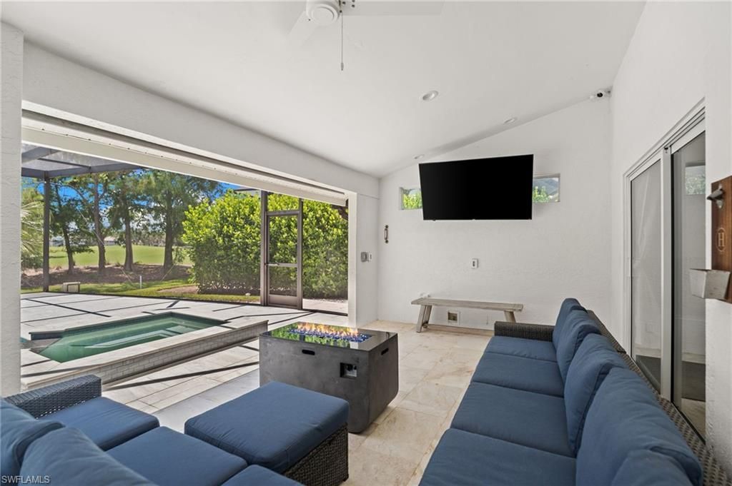 245 Monterey Dr, Naples, FL 34119 Photo